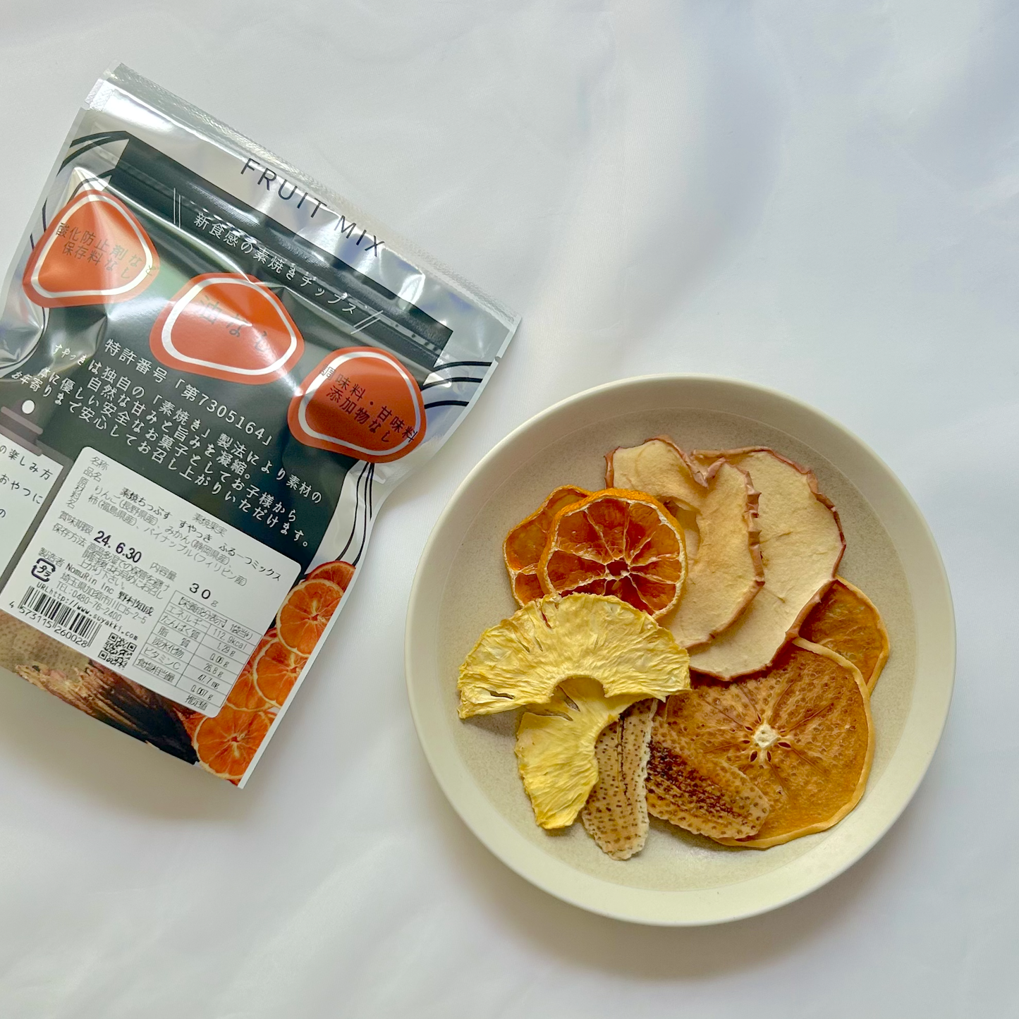 【日本初の素焼き製法】SUYAKKIフルーツミックス/30g(りんご、オレンジ、パイナップル、バナナ、みかん)*中身は季節変動あり